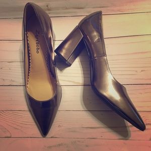 Zigi Soho women’s metallic pumps size 9.5